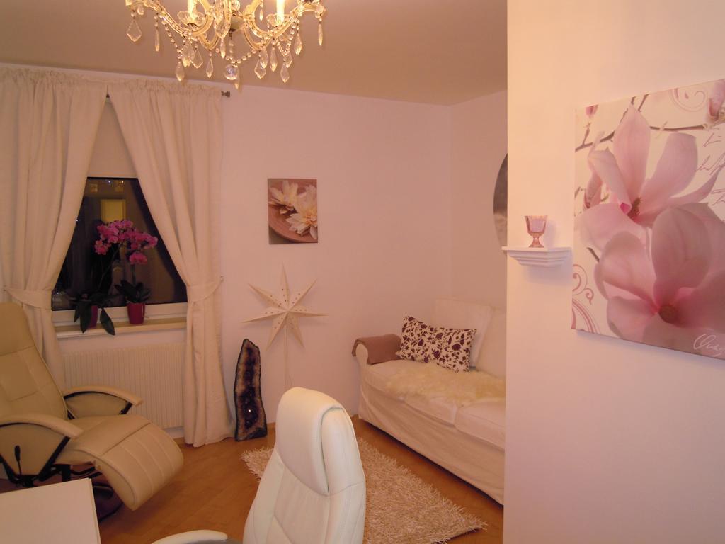 Orchidee Apartment Wiener Neudorf Luaran gambar
